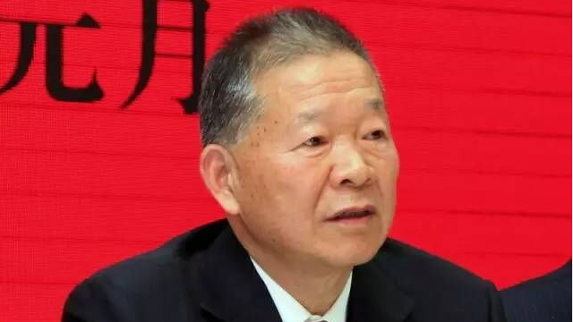 繆雙大的1982：永不服輸，騎在虎背上創(chuàng)業(yè)