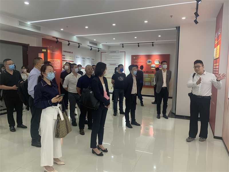 參觀九九久科技